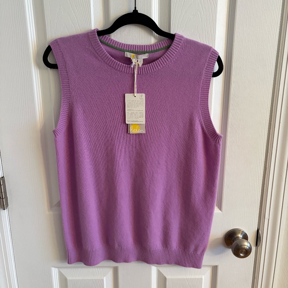 SMALL HOLE Boden Women's Size Medium 100% Cashmere sweater vest